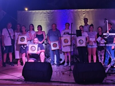 Festival soparnika u Dugom Ratu Festival soparnika u Dugom Ratu