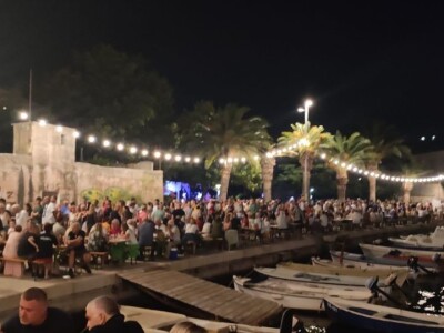 Festival soparnika u Dugom Ratu Festival soparnika u Dugom Ratu