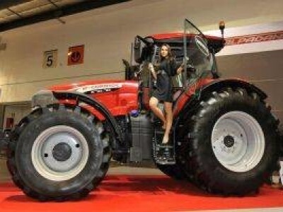 Fieragricola traktor