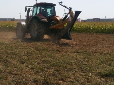 Soil Max Gold Digger za postavljanje drenažnih cijevi Soil Max Gold Digger za postavljanje drenažnih cijevi