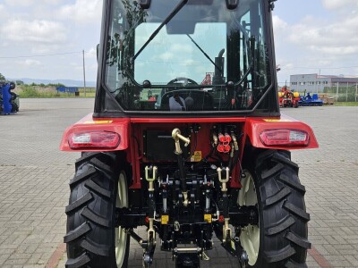 FM World traktori stigli u Srbiju