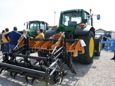 Amazone priključak i John Deere