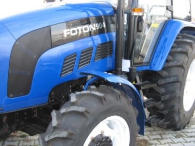 Traktor Foton FT 904