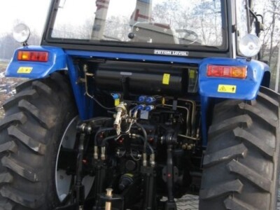 Traktor Foton FT 904