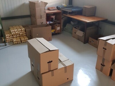 Fudbalski sudija Ljubo Aničić sva jaja uspije da proda Fudbalski sudija Ljubo Aničić sva jaja uspije da proda