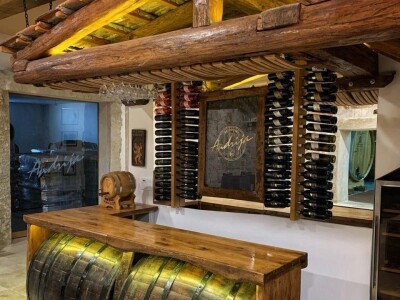 Grožđe beremo ručno i to su nam najljepši dani u godini