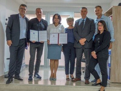 Gatački kajmak iz mješine