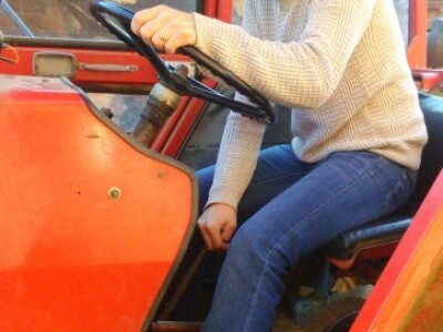 Naviknula na rad s traktorom