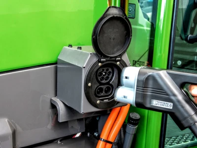 Gelektrični Fendt traktor