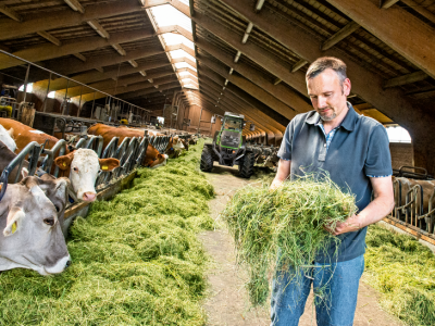 Gelektrični Fendt traktor