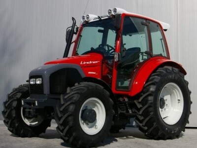 Traktor Lindner Geotrac 124