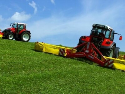 Traktor Lindner Geotrac 74