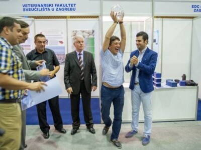 Glavnu nagradu - Grand Prix preuzeo Alireza Rastegar