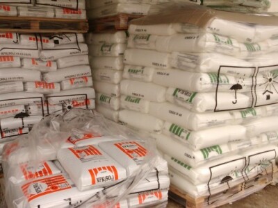 Gnojivo čeka na upotrebu