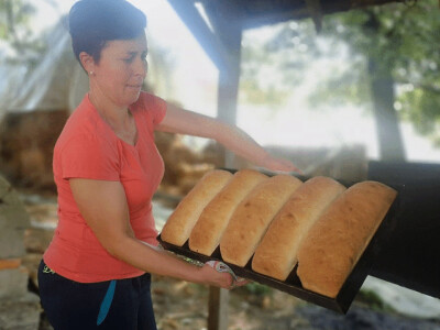 Domaćice u Šumadiji se vraćaju tradiciji, miris hleba ponovo se širi, foto: Jelena Lazarević