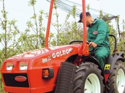 Traktor Goldoni Base