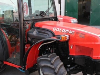 Traktor Goldoni Quasar