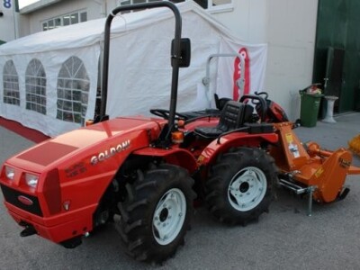 Traktor Goldoni Euro