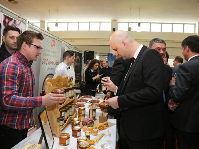 Goran Ferbežar predstavio med na osječkom Doručku s hrvatskih farmi