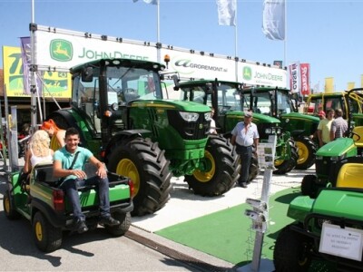 John Deere na Agra 2012