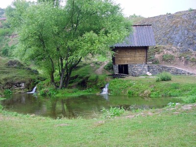 Gostilje - vodopadi i vodenice potočare