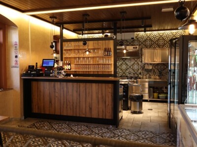 Graničarska kuća "Von Appel" i trgovina Sikirevčanka