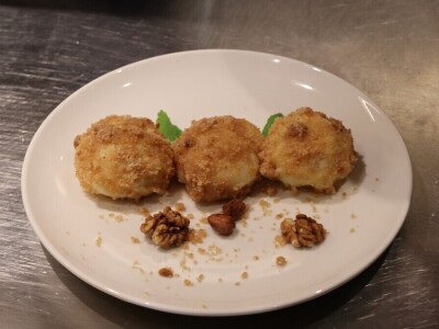 Graničarska kuća "Von Appel" i trgovina Sikirevčanka