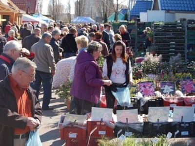 Posjetitelji na sajmu Miasto Ogród u Poljskoj Posjetitelji na sajmu Miasto Ogród u Poljskoj