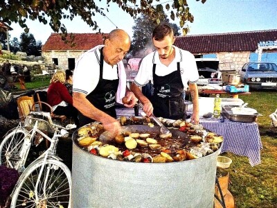 Grude, jedinstvena kulinarska manifestacija "Raštikijada"