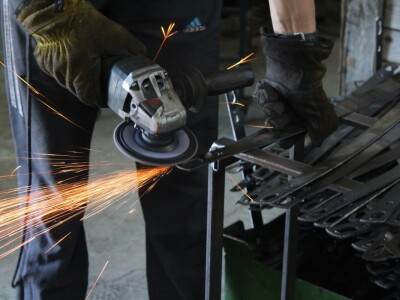 Gruža agrar - proizvodnja sustava i komponenti za zaštitu voćnjaka