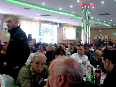 Prepuna sala u Gruži