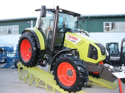 Claas traktor