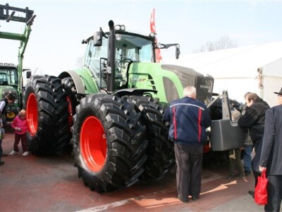 Fendt, najveći traktor na sajmu