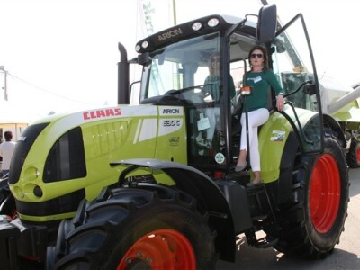 Agroklub hostese i Claas