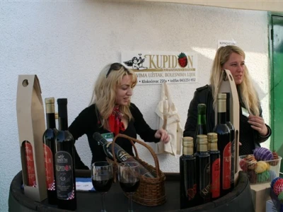 Kupinovo vino