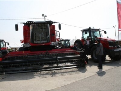 Massey - Ferguson kombajn i Austro Diesel