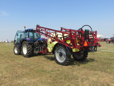 Vučena prskalica Hardi Ranger 2500