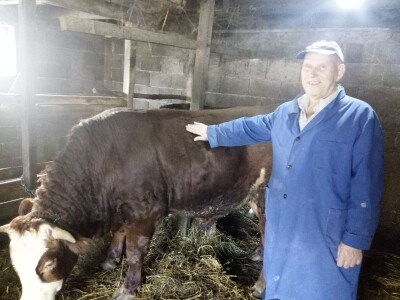 Hazim sa svojim blagom Hazim sa svojim blagom