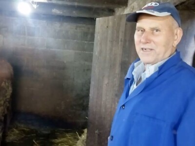 Hazim sa svojim blagom Hazim sa svojim blagom