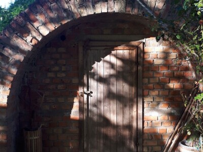 Hobbitova kućica usred slavonske ravnice mjesecima održava namirnice svježima