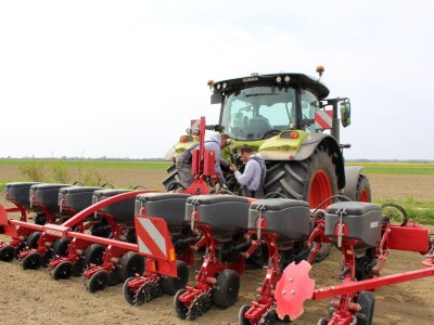 Proljetna sjetva pneumatskim Horsch sijaćicama