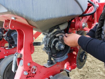 Proljetna sjetva pneumatskim Horsch sijaćicama