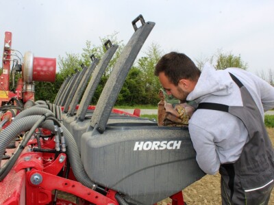 Proljetna sjetva pneumatskim Horsch sijaćicama