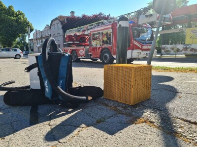 Hrvatska pčelarska služba 112