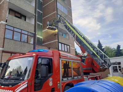 Hrvatska pčelarska služba 112