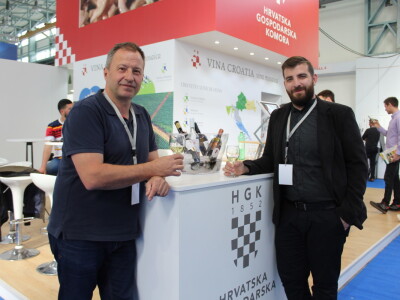 Hrvatska vina na sajmu u Mostaru Hrvatska vina na sajmu u Mostaru