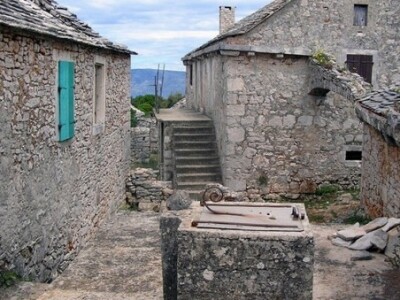 Humac - stare kamene kuće