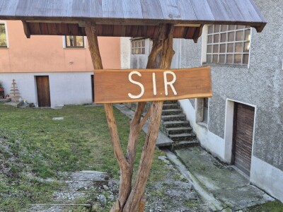 Planinsko gospodarstvo u Podmelcu Andreja Hvala Planinsko gospodarstvo u Podmelcu Andreja Hvala