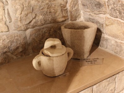 I fratri na Humcu sade masline I fratri na Humcu sade masline