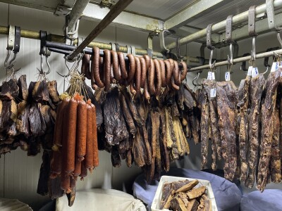 I visočki faraoni bi mastili brkove Babićevom pečenicom